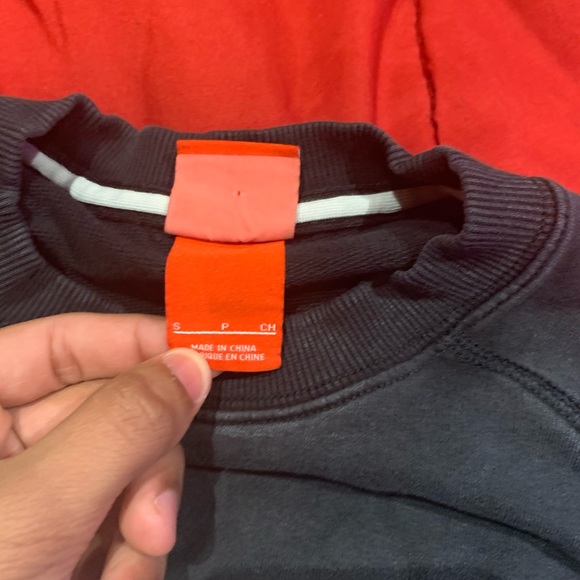 Nike Sweater - Picture 2 of 2